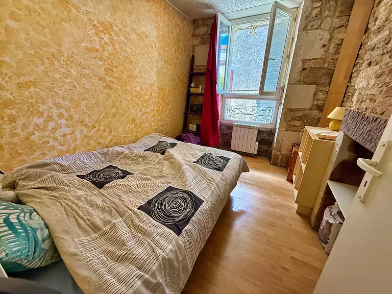 Immeuble, 335 m²