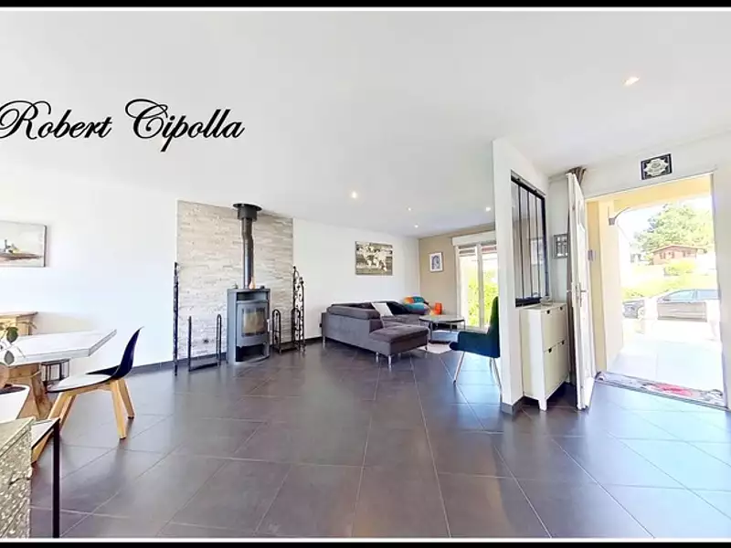 Maison, 185 m²