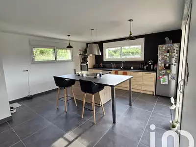 Maison, 159 m²
