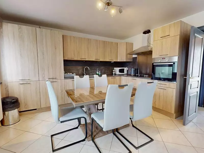 Maison, 84 m²