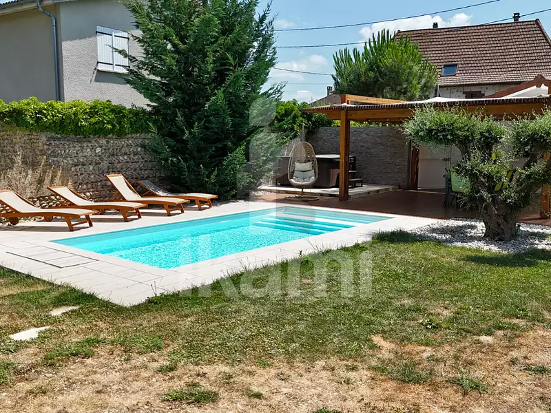 Maison, 280 m²