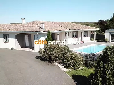 Maison, 163 m²