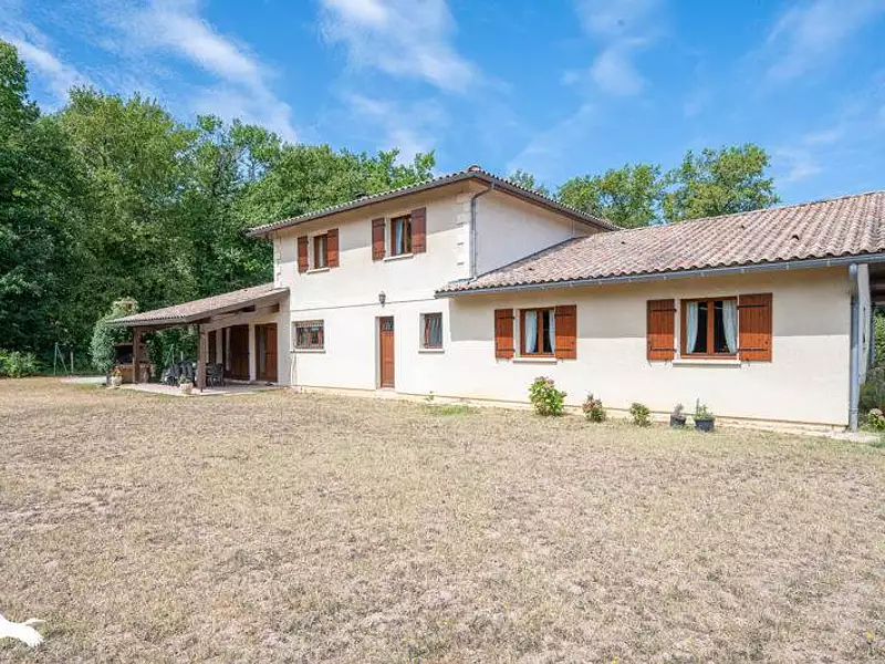 Maison, 180 m²