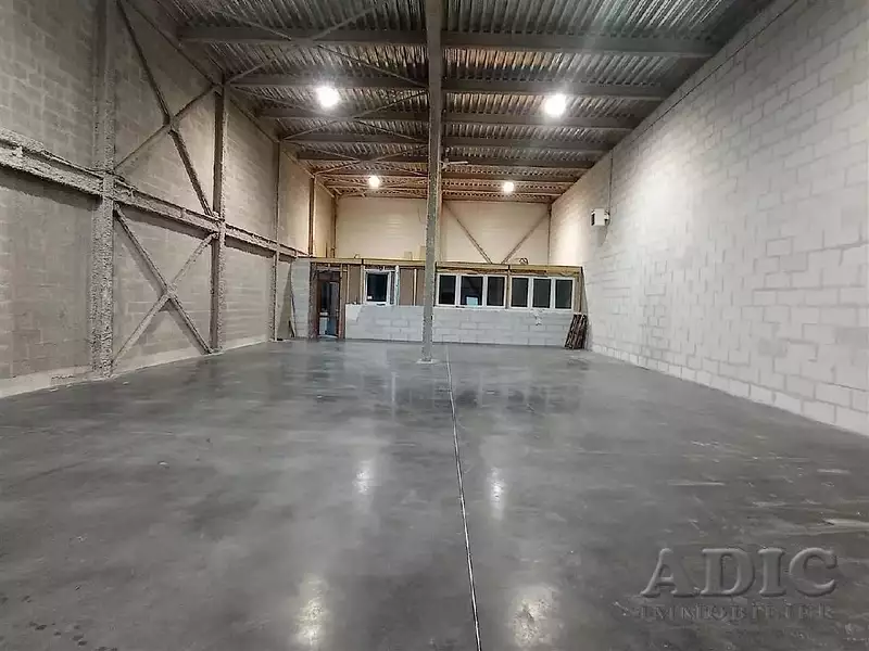Divers, 375 m²