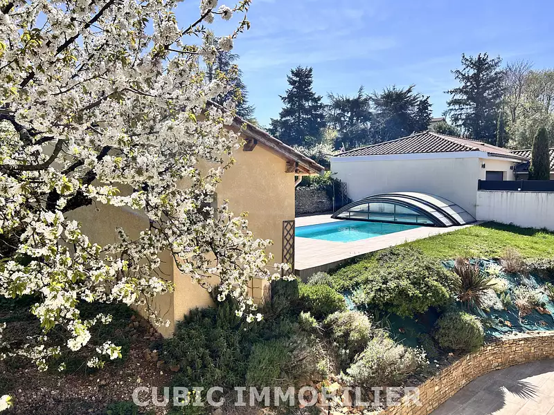 Maison, 140 m²