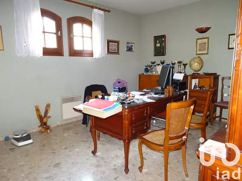 Maison, 195 m²