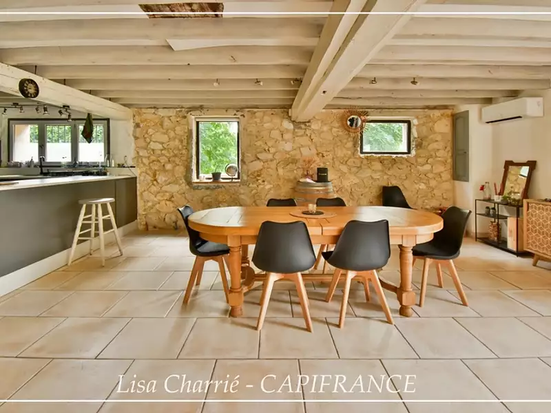 Maison, 164 m²