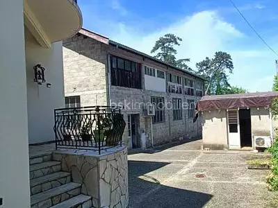 Maison, 288 m²