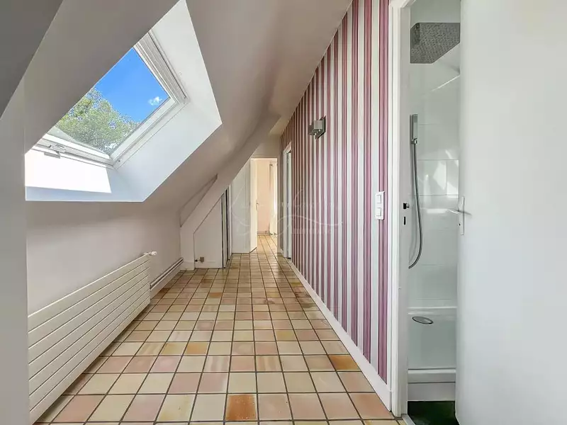 Maison, 180 m²