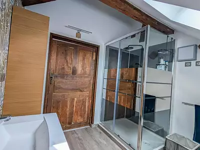 Maison, 303 m²