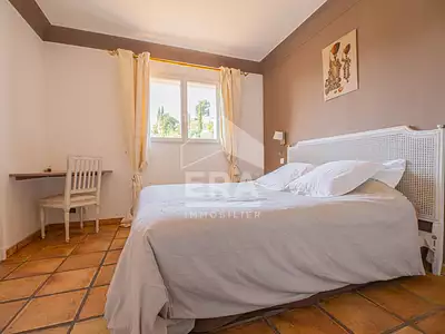 Maison, 220 m²