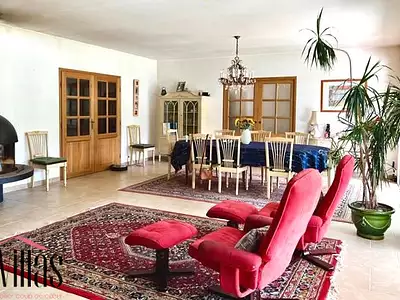 Maison, 261 m²