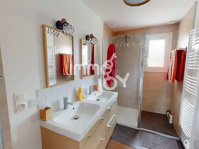 Maison, 102 m²
