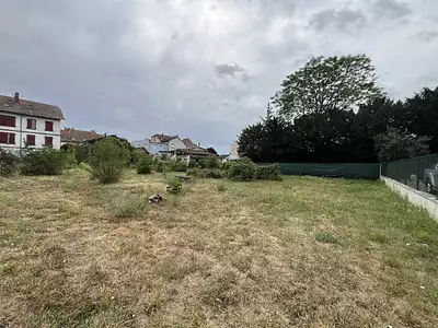 Terrain, 378 m²