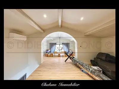 Maison, 255 m²
