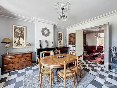 Maison, 180 m²