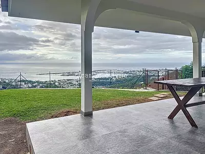 Maison, 140 m²