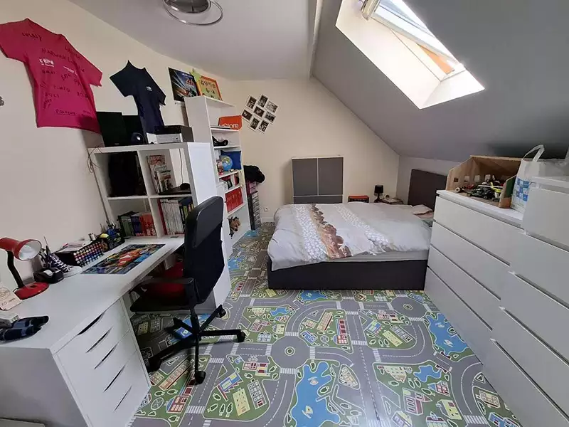 Maison, 215 m²