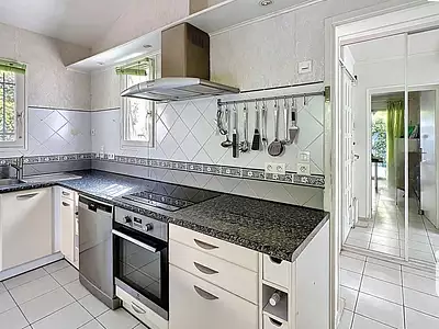 Maison, 220 m²