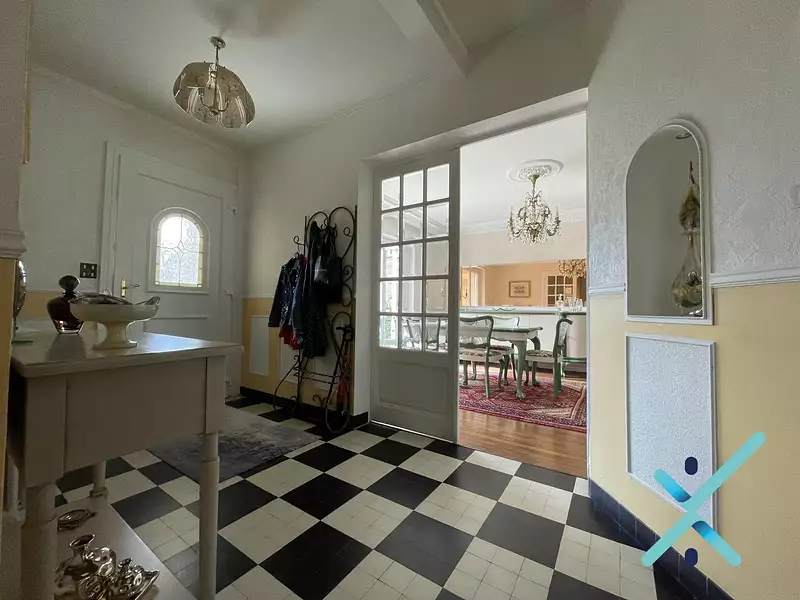 Maison, 190 m²