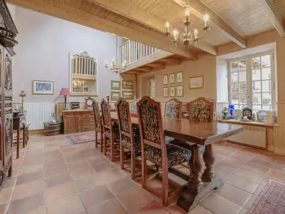 Maison, 563 m²