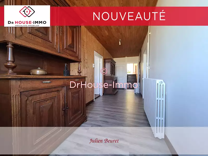 Maison, 240 m²