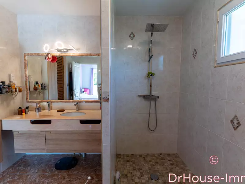 Maison, 190 m²