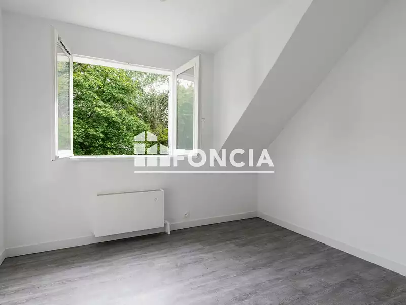 Maison, 94 m²
