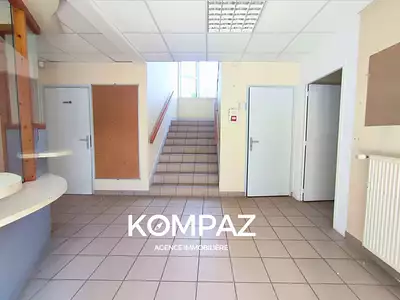 Immeuble, 220 m²