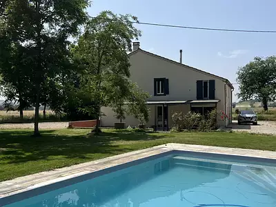 Maison, 247 m²