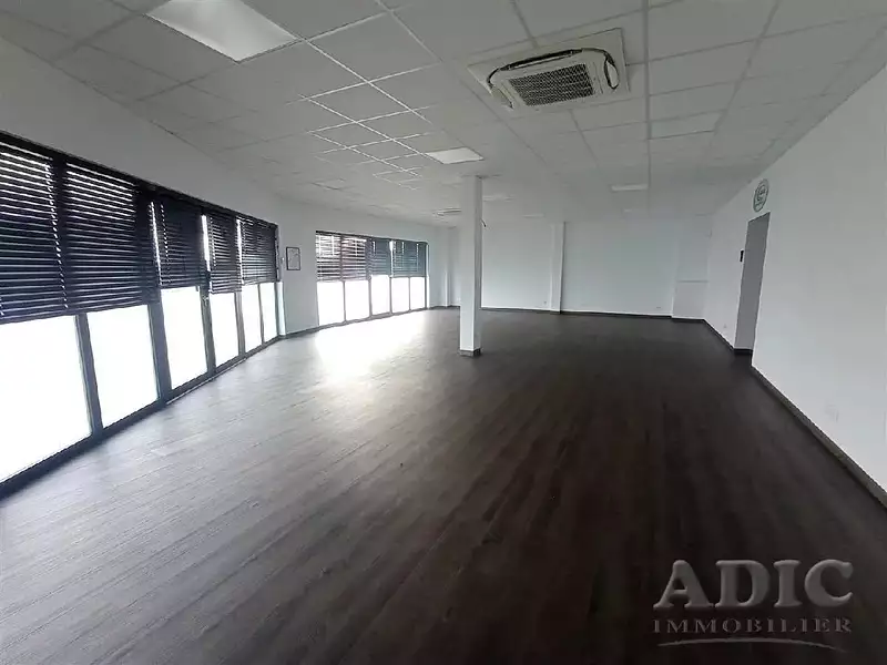 Divers, 375 m²