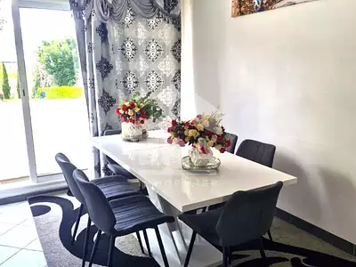 Maison, 77 m²