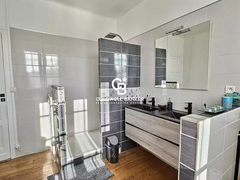 Maison, 175 m²