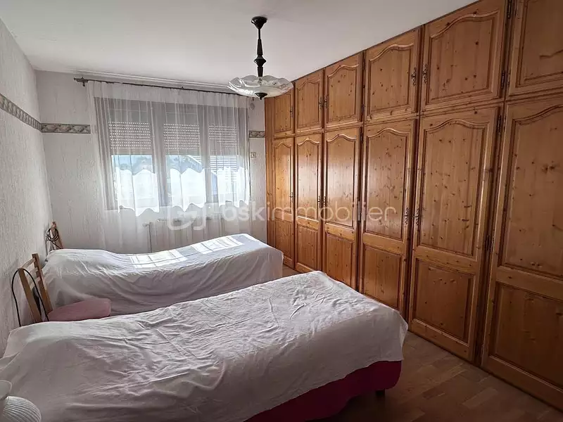 Maison, 176 m²