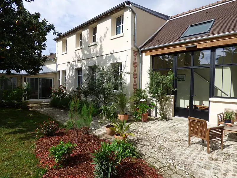 Maison, 600 m²