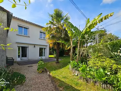 Maison, 162 m²