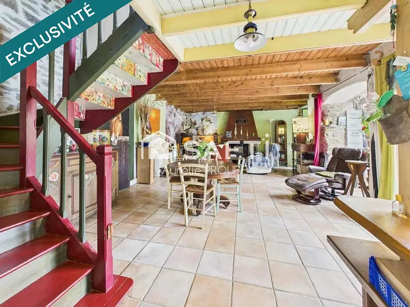 Maison, 228 m²