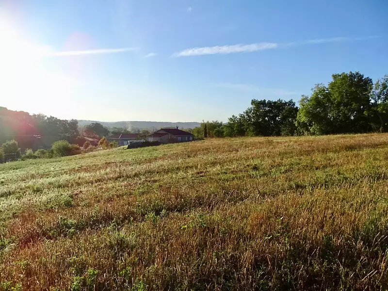 Terrain, 2 000 m²