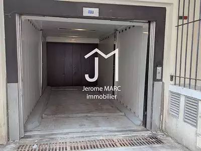 Parking, 11 m²