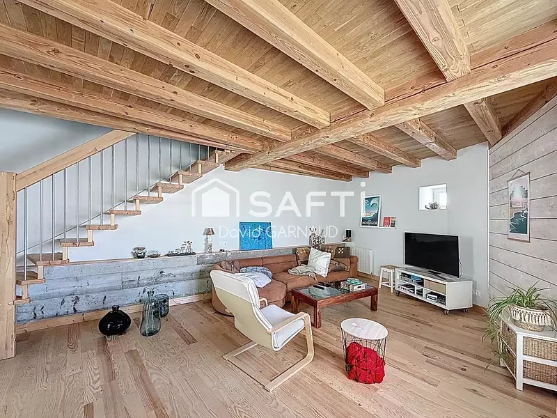 Maison, 167 m²