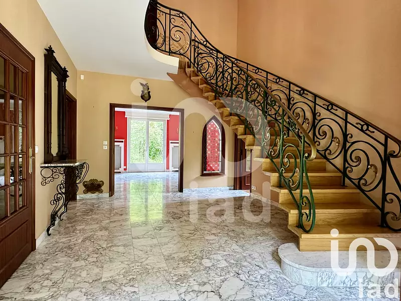 Maison, 316 m²