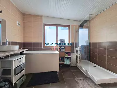 Maison, 142 m²