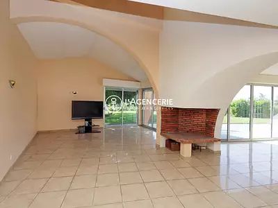 Maison, 172 m²