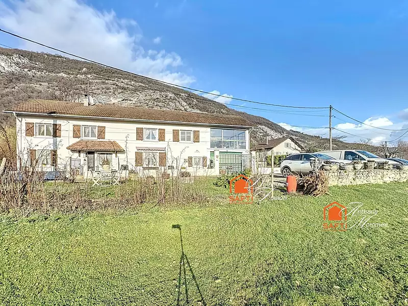 Maison, 237 m²