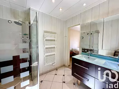 Maison, 176 m²