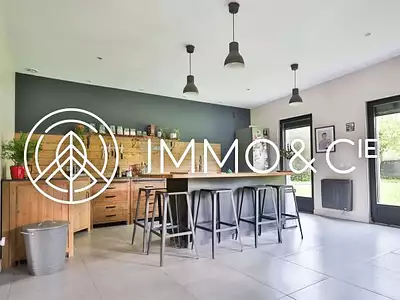 Maison, 225 m²