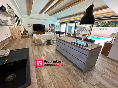 Maison, 117 m²