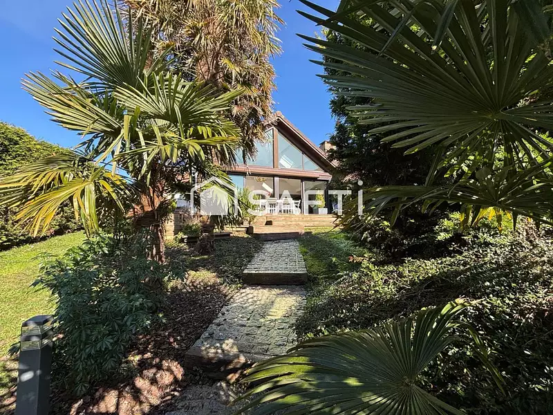 Maison, 336 m²