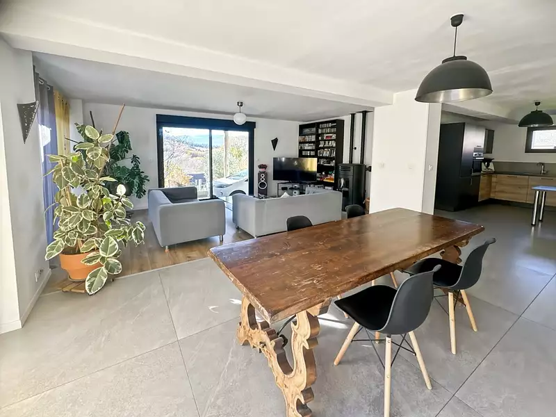 Maison, 156 m²