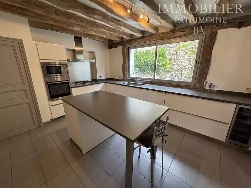 Maison, 250 m²